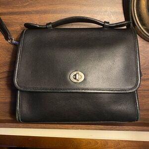 Vintage Coach 9870 Court Bag Black Leather Silver Hardware